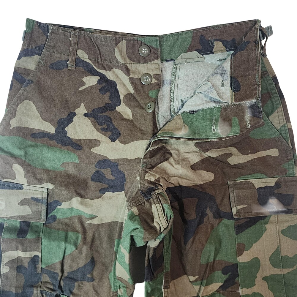 Vintage US Military BDU Pants Mens Small Short Woodland Camo Cargo Ripstop 90s